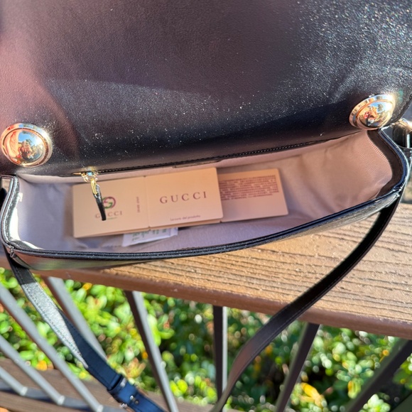 EUC GG Blondie Medium top handle bag (Read Description) - Picture 4 of 10